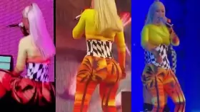 For Real Just IMAGINE NUTTING INSIDE OF HER ASS CHEEKS!