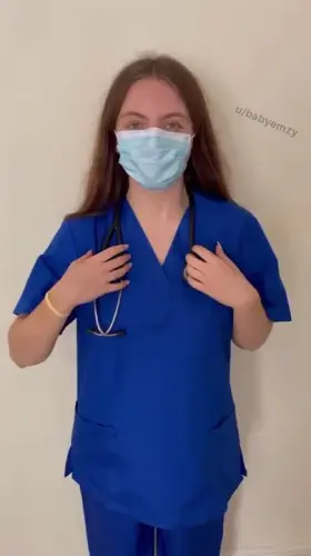 Any love for a petite student nurse? 🥰 (18)