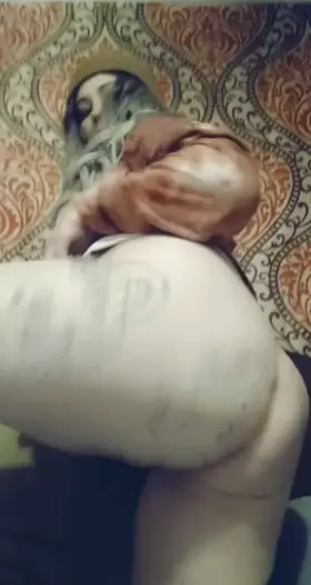 Lemme just jiggle this on your face