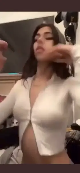 what is her name??? so hotttt