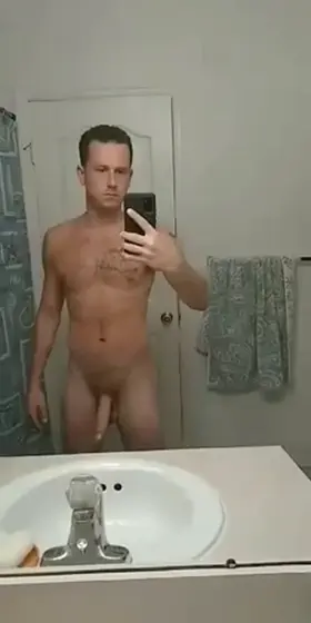 Let me be your Christmas present this year 🎄