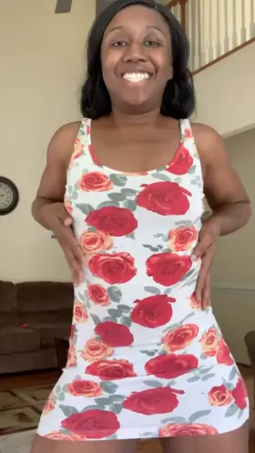 New SEXY STRIPTEASE video, and shaking my ass. Watch and enjoy