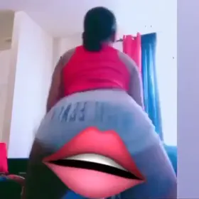 Is this vid fuckinggg hotttt ? Dm or comment if this fat ass slut is fuckingggg hotttt !!