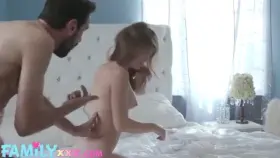 Ellie Eilish sucks cock