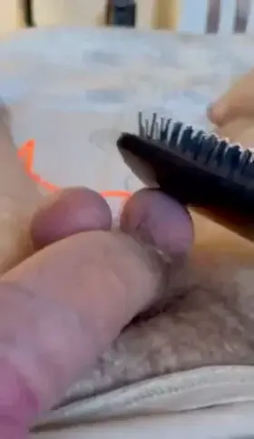 [30]Looking for a mean dom to give me ballbusting instructions, kik idlehand88