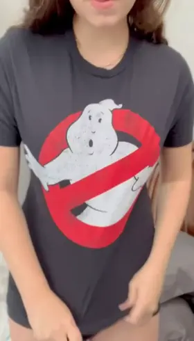 19[F4M] Hit the up arrow for a surprise in your 😉 I'm one of the girls that actually sends ( SC)(liza-6k)