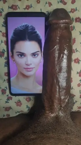 Kendal Jenner Cockthrobbed