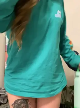 Trying to make your sunday better with a gif of my ass 👋