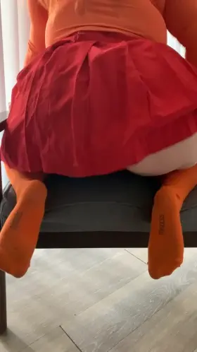 Only react if you’d fuck a thick velma