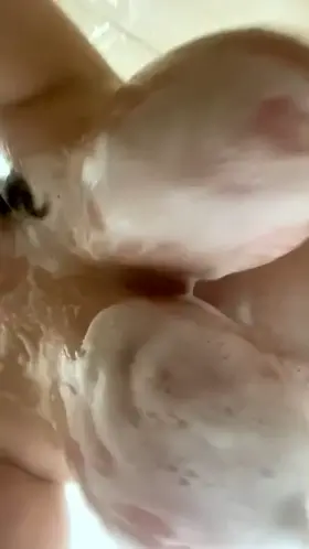 who’s christmas gift am i?