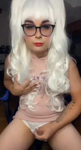 I wish someone could help me cleaning the mess I made.🥹