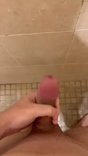 Who wants to taste Puerto Rican cum? 😏