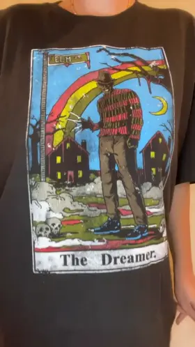 Did my shirt do a good job of hiding my mom titties?