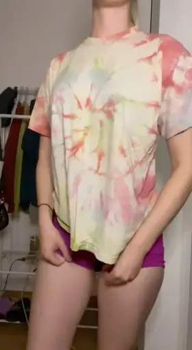 are blonde girls with a fat ass attractive