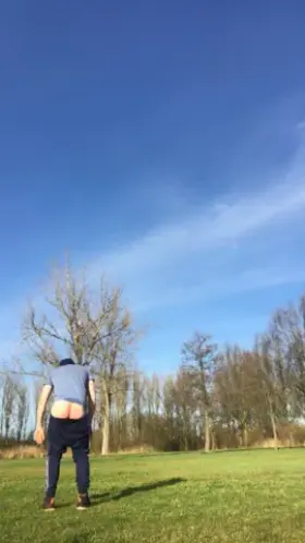 At the park :> (there was a guy to the right behind me on a bench, he kept looking at me so i decided to “stretch”😇)