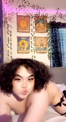 Did my makeup cus i felt uglee 🥺👍