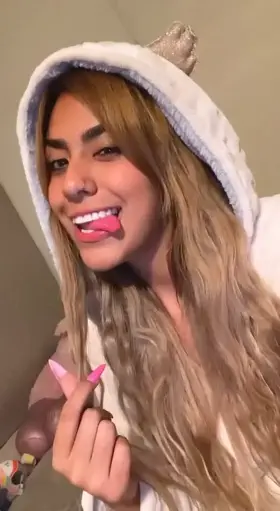 I really like it when you’re having a boner because of me😉[VIDEO]