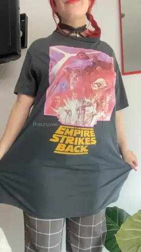 Revealing my big tittys to make your Sunday better