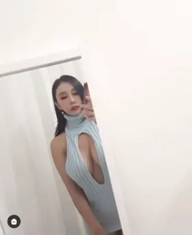 (Soyoung melonsy) has some nice melons 🍈 ♥️