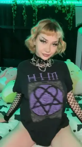 Nothings better than fishnets and boobs