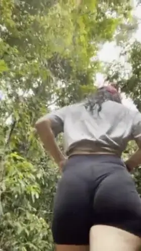 POV: you’re an ant following me on my hike