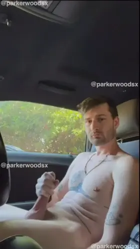 sucking my own cock in the car 😛