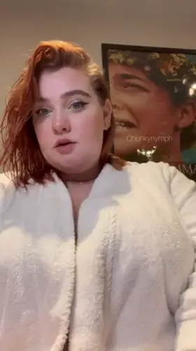 Let me play with my G cups while you touch yourself