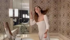 Come indulge your wildest fantasies! Custom videos, interact directly with a real model.Sexy content 24/7! Hot 50% off (link in comments)