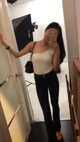I wanna squeeze those tits while I fuck her tight ass 😫