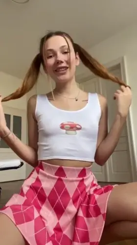 Is big lips and small tits a combo you like?