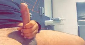 20 M Latino / Stroking my cock at school 😏