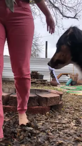 These leave between my toes are fun! (sound)