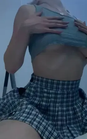 Watch your sexy babe.😘 I‘m new here so cum and join😘 FREE TRIAL🤩 l!nk on profle ready