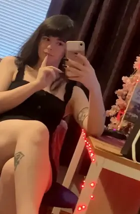 would you get under the desk for me?