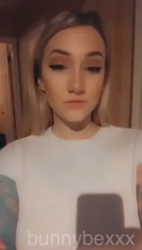 No bras make for easier drops [oc][drop]