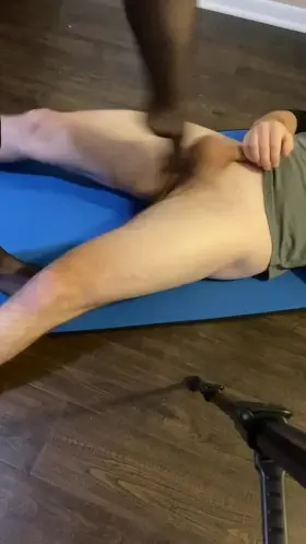 keep those legs spread for me