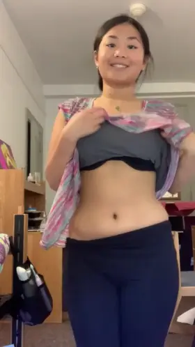 I’ll take off the rest for you if you cum over 😜 Links below 💖