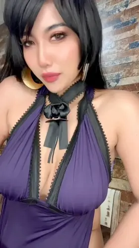 revealing my juicy asian tittys