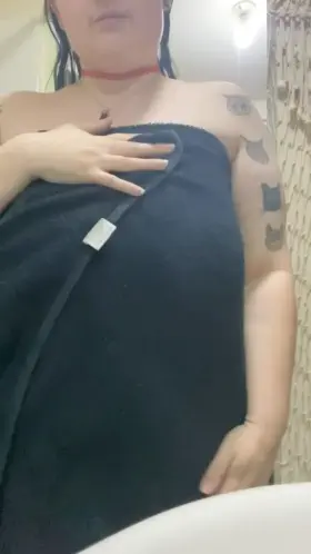 Slowly revealing my natural, BBW curves