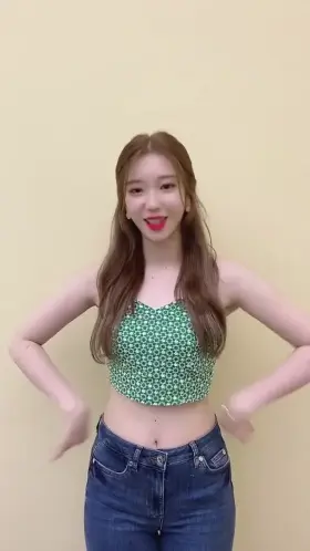 Rocket Punch - Suyun