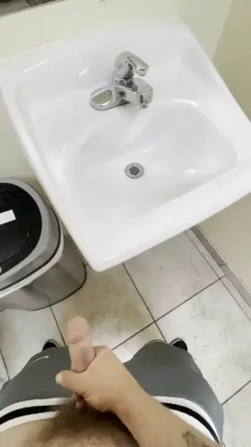 No matter where—- better out than in I always say🤷🏼‍♂️🤷🏼‍♂️🤷🏼‍♂️