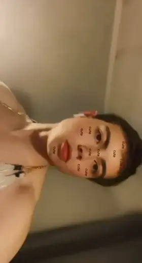 18 UK sissy, looking for some fun asap~