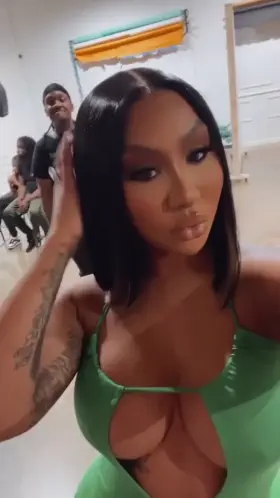 phat ass🍑🍑 Ari