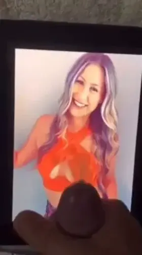 Anyone interested in busting to this chick? She hasn’t had a good trib in awhile. Dm or kik 10mann18 if interested