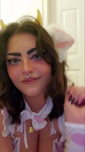 I truly have mommy milkers 🖤🐮🥛