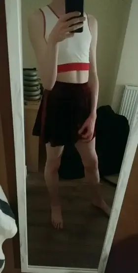 New skirt from my gf (ignore the background just moved)