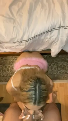 I’m just an obedient girl 🥰