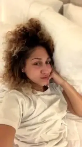 I'm maybe petite but i have big 🍑