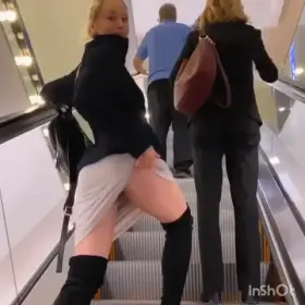 Escalator Flasher (GIF)