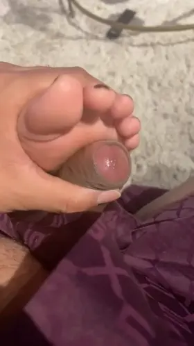 my (28m) wife (24F) pretty feet on my dick.